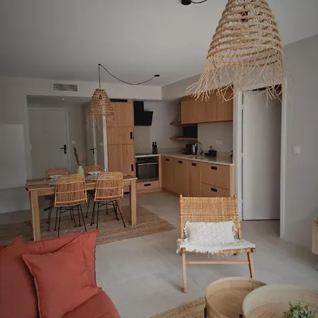 - Giens 1 4 Personnes Jardin Plancha Parking Prive - Olivier * Йер